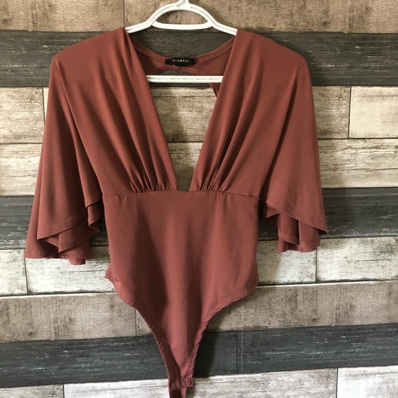 Revamped Low Cut BodySuit - Picture 2 of 2